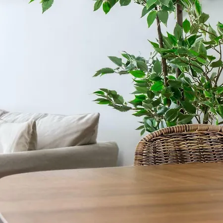 아파트 Lovelystay - Traditional Alfama View 리스본