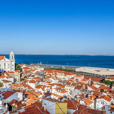 Lovelystay - Traditional Alfama View Lejlighed Lisboa